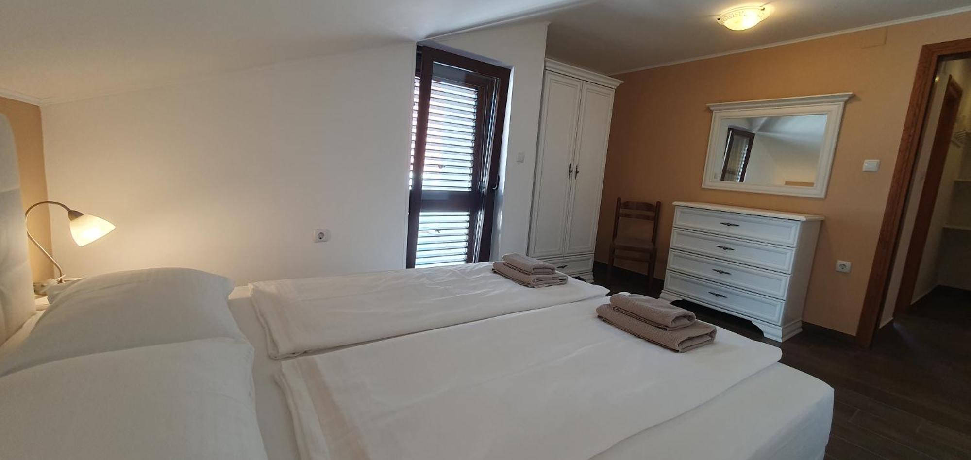 Apartments Marusic - Kristijan โลปาร์ ภายนอก รูปภาพ